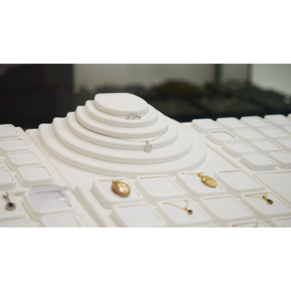 White Leatherette Contoured Necklace Tray 200 x 240mm - Image 3