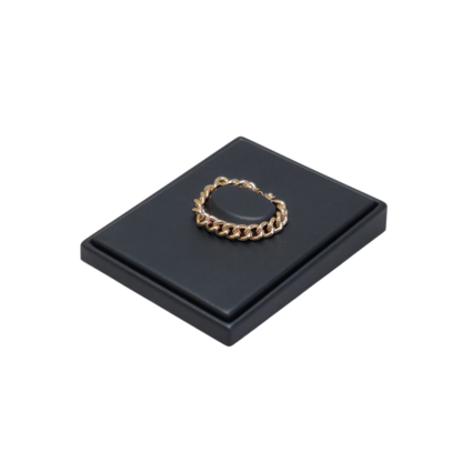 Black Leatherette VT Range Insert  for Displaying a Single Bracelet 140 x 180mm - Image 4