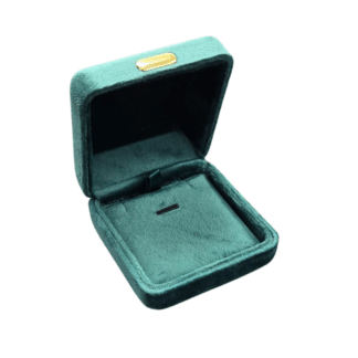 Classic Velvet Pendant Box in Emerald with Emerald Interior