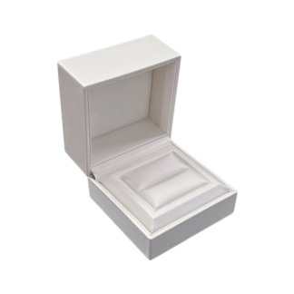 Luxury Cushion Top Raised Ring Box in Champagne